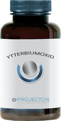 Symbolbild einer Produktflasche mit Aufdruck "Ytterbiumoxid" von PROJECTOR